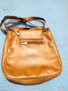 👝ATTRACTIVE SLINGBAG