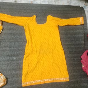 Yellow Printed Salwar Suit Set With Dupatta