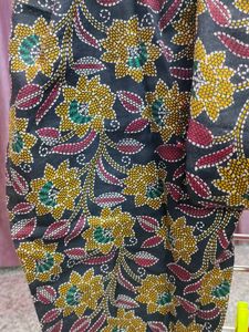 Red &amp; Black Batik Print Two-Piece Set