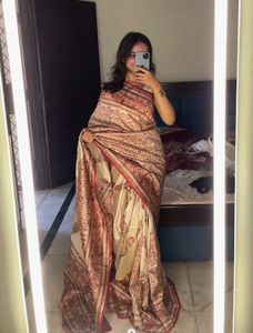 Elegant Red &amp; Beige Patterned Saree