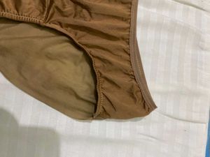 Brown Brief 28-30