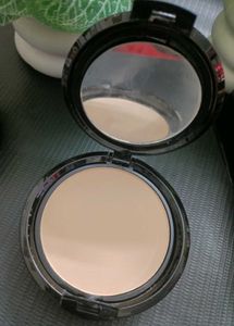 Shannon LA Makeup Set