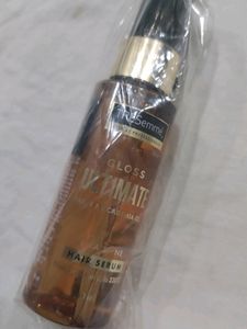 Tresemme Gloss Ultimate Hair serum