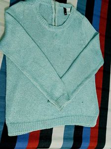 Beautiful Woolen Top 😍