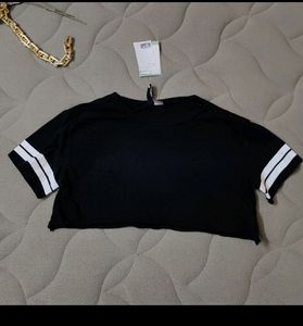 H&amp;M POLO CROP TOP