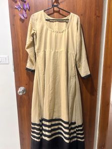 Elegant Cream &amp; Black Anarkali