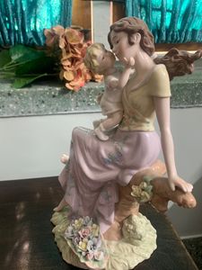 Price Drop!!!Porcelain Figurine. Showpiece
