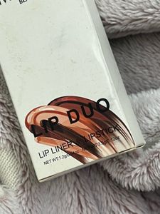 GIVE THEM LALA Lip Duo