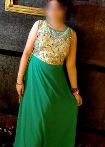 Elegant Green &amp; Gold Ethnic Gown