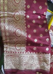 Elegant Maroon &amp; Gold Saree