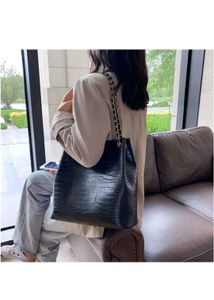 Women  Shoulder Bags.
