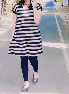 Black And White Hot Top