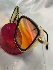 Rogue | Retro Square Brown Sunglasses MG2969