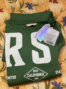 DressBerry Green Graphic Tee