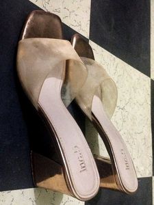 Inc. 5 heels