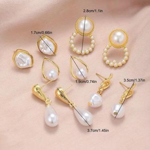 Pearl & Gold Earrings Set