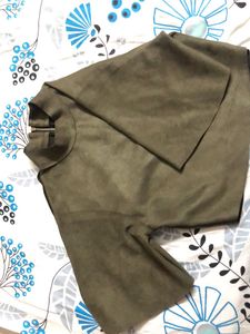 Swede Fabric Crop Top With Belled Sleeve