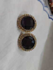 Diamond-like Studs Set Of 2