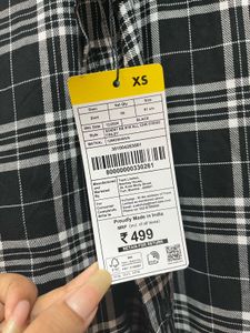 Zudio Black Crop Plaid Shirt