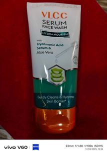 VLCC Serum Face Wash