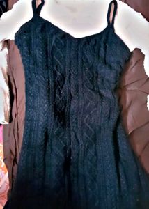 Black Sleeveless Woolen Dress With Free Inner Top