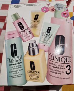 Clinique Mini Skincare Set