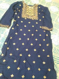 Kurti With Embroidery On It