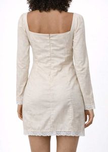 Lace Trim Long Sleeve bodycon Dress