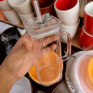Glass Tumbler With Glas Straw