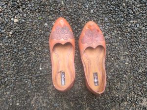 Mojari Jutti Flats