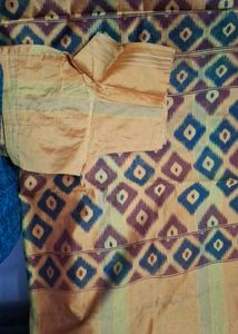 Beautiful Ethnic Ikat Pattern Saree