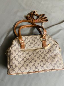 PREMIUM GUCCI HAND BANG With Sling Attachment