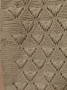 Men’s Sleeveless Knit Sweater In Beige Off white