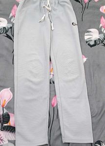 combo tshirt + lower pant