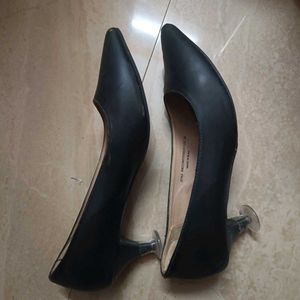 Black Kitten Heel Pointed Toe Pumps