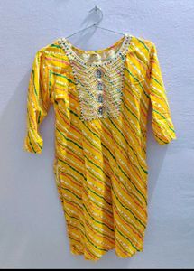 Set Of 4 Kurta&#39;s