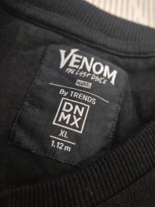 black venom tshirt