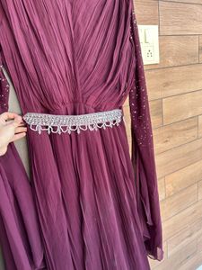 Elegant Burgundy Maxi Dress