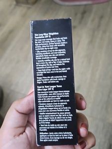 Bobbi Brown Long Wear Weightless Foundation