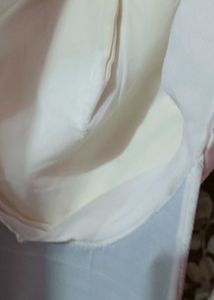 2 White Caps
