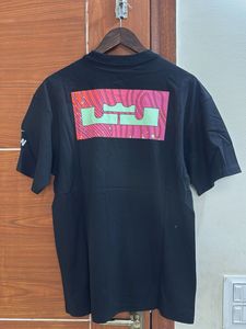 Nike Graphic Tee
