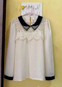 Elegant Lace Detail Top