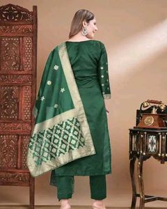 Banarasi Silk Kurta Set Trendy