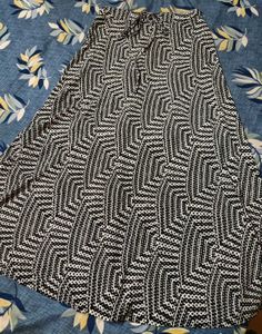 LONG SKIRT