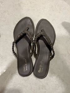 Assorted Women&#39;s Sandals - 3 Pairs