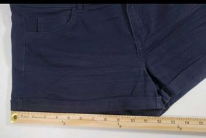 H&amp;M Mid Rise Black Denim Chino Shorts Women