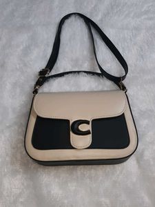 Chic Two-Tone Shoulder Bag