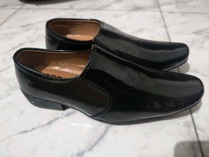 Shiny Black Dress Shoes