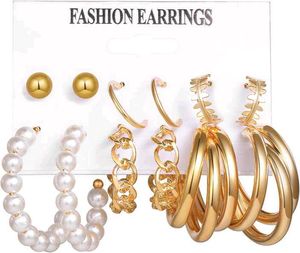 Chic Earring Set