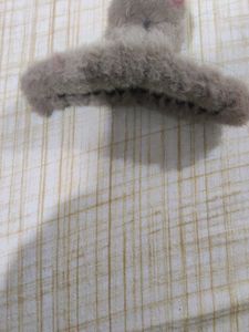 Fluffy Hair Claw Clip